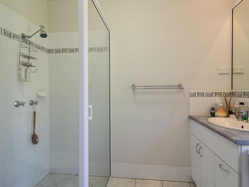 2 Venice Close, Kewarra Beach QLD 4879