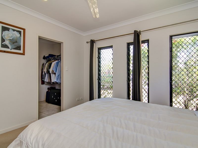 2 Venice Close, Kewarra Beach QLD 4879