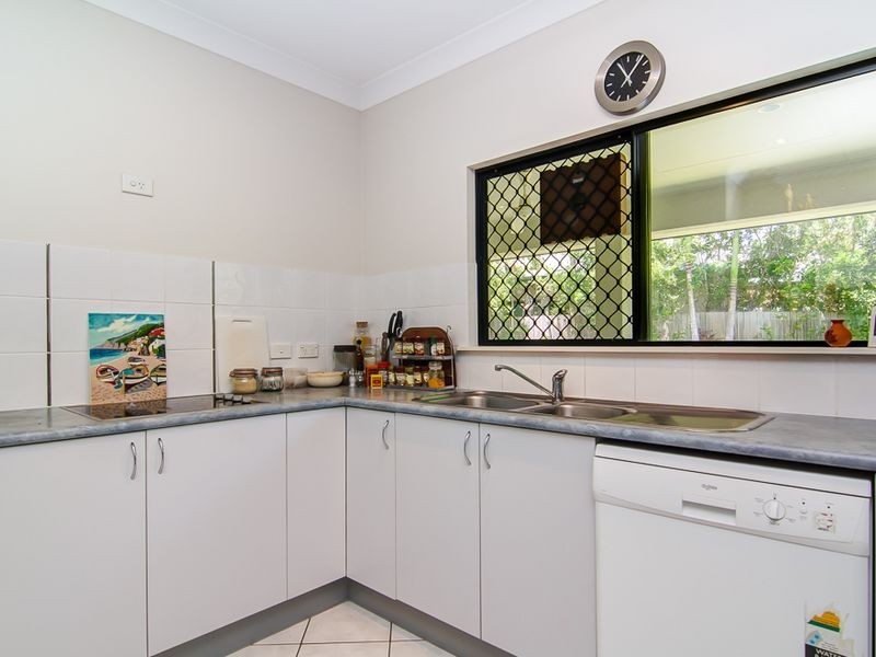 2 Venice Close, Kewarra Beach QLD 4879