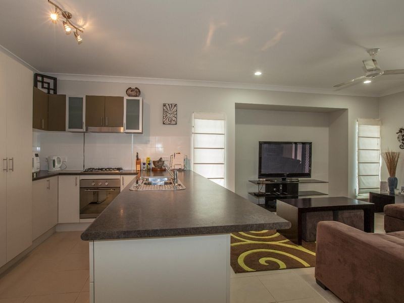 21 Hatch Close, Trinity Beach QLD 4879