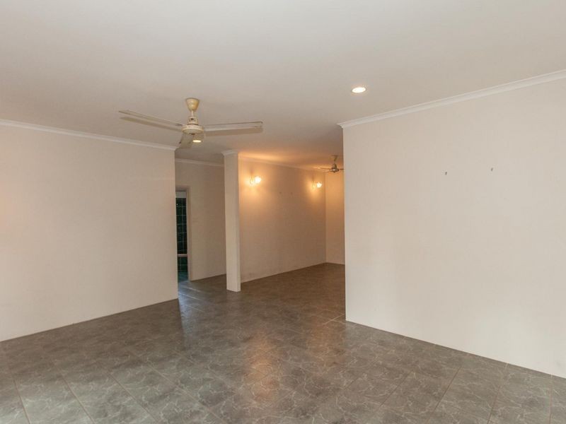 56 Baronia Cresent, Holloways Beach QLD 4878