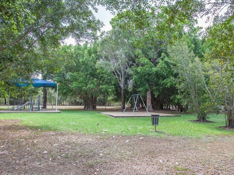 56 Baronia Cresent, Holloways Beach QLD 4878
