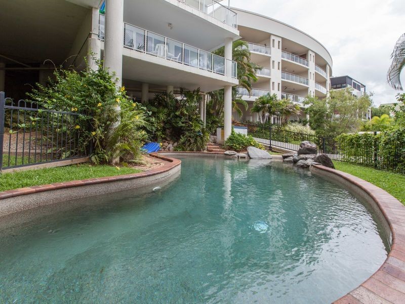 1/24 Moore Street, Trinity Beach QLD 4879