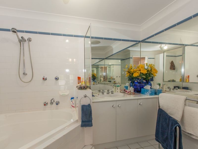 1/24 Moore Street, Trinity Beach QLD 4879