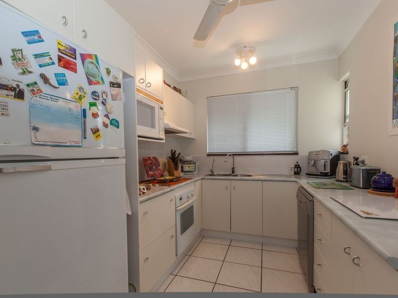 1/24 Moore Street, Trinity Beach QLD 4879