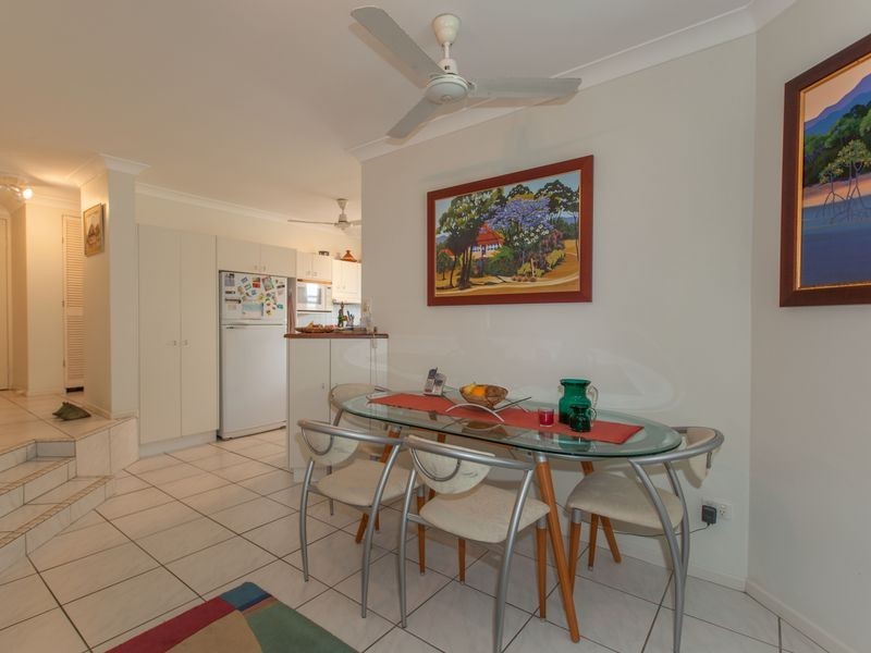 1/24 Moore Street, Trinity Beach QLD 4879
