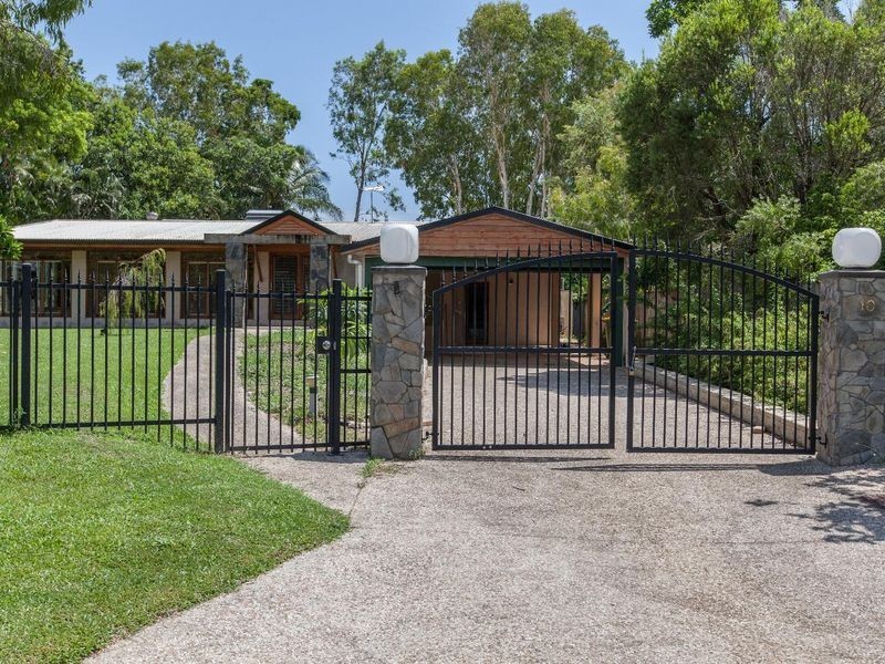 10 Garlock Close, Clifton Beach QLD 4879