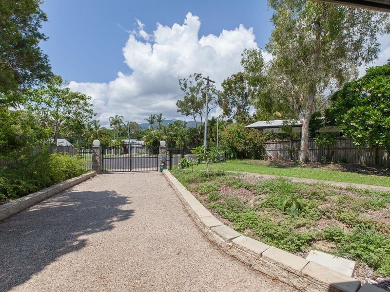 10 Garlock Close, Clifton Beach QLD 4879