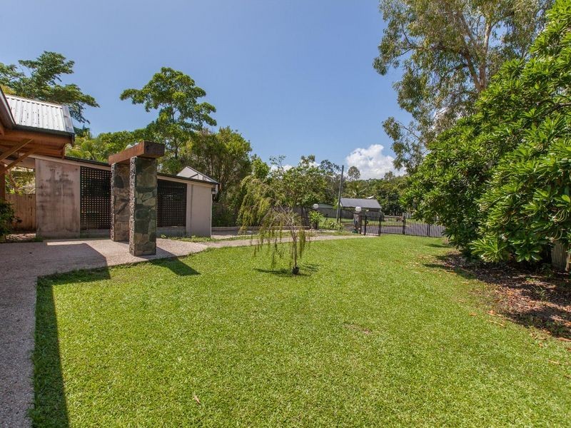 10 Garlock Close, Clifton Beach QLD 4879