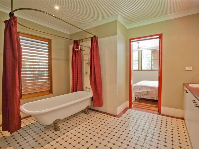 11 Jagera Close, Kamerunga QLD 4870