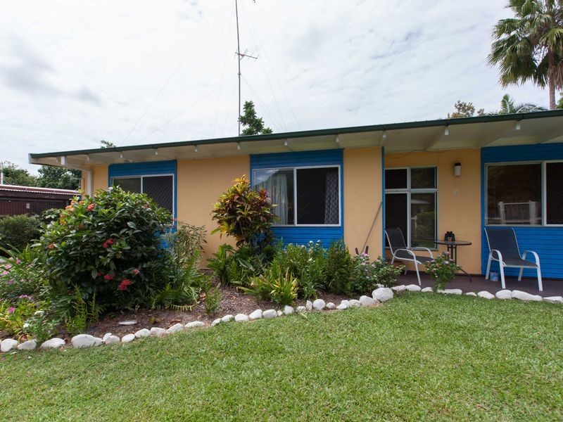 10 Valmadre Street, Caravonica QLD 4878