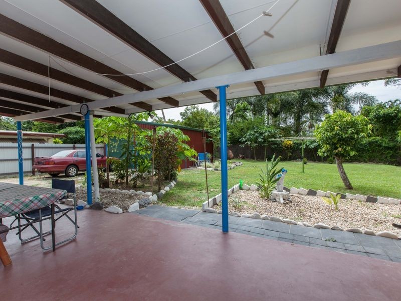 10 Valmadre Street, Caravonica QLD 4878