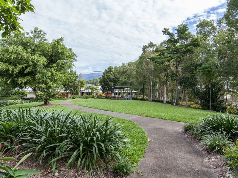 31 Propeller Court, Trinity Beach QLD 4879