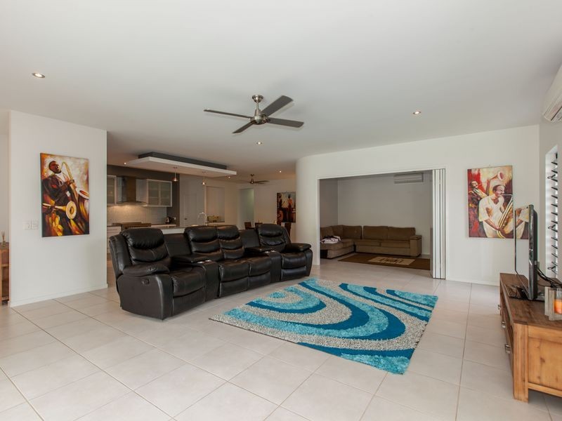 31 Propeller Court, Trinity Beach QLD 4879