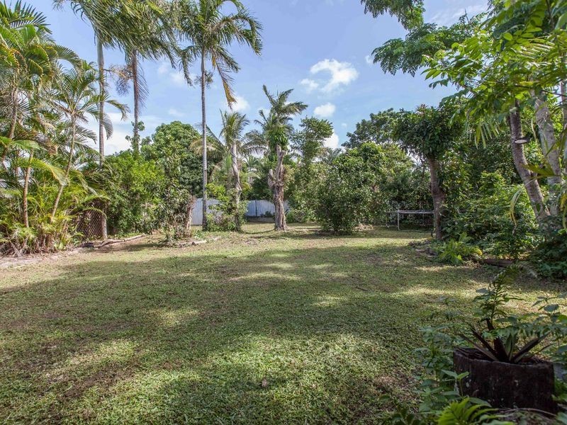 1/5 Simbai Close, Trinity Beach QLD 4879