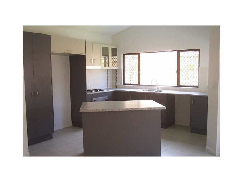 17 Seclusion Drive, Palm Cove QLD 4879