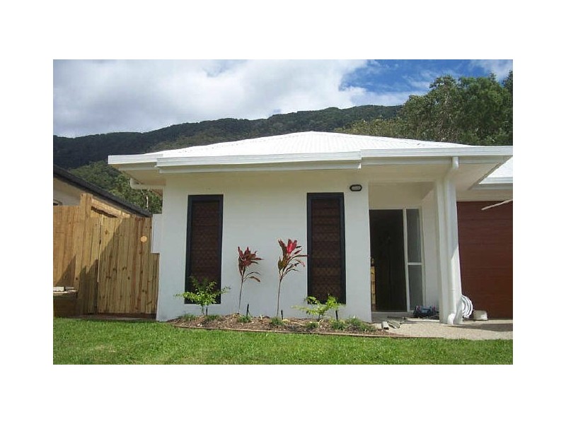17 Seclusion Drive, Palm Cove QLD 4879