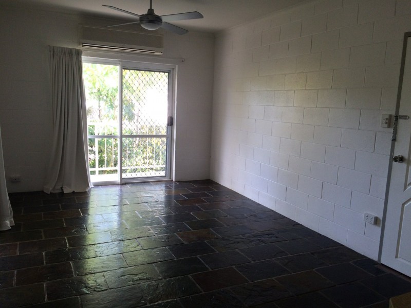 4/542 Varley Street, Yorkeys Knob QLD 4878