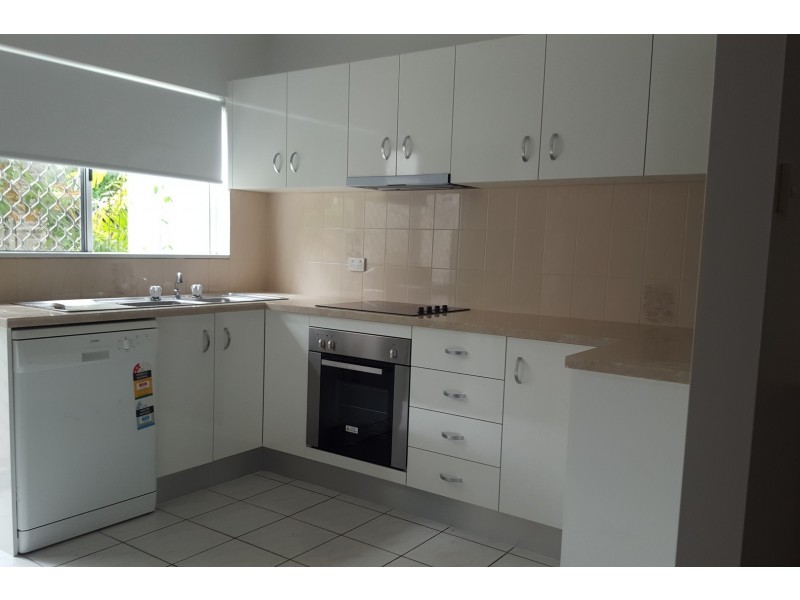 4/542 Varley Street, Yorkeys Knob QLD 4878