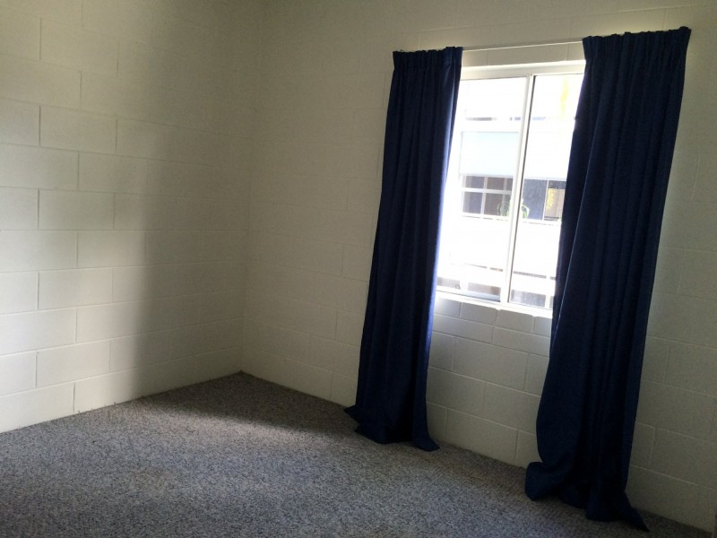 4/542 Varley Street, Yorkeys Knob QLD 4878