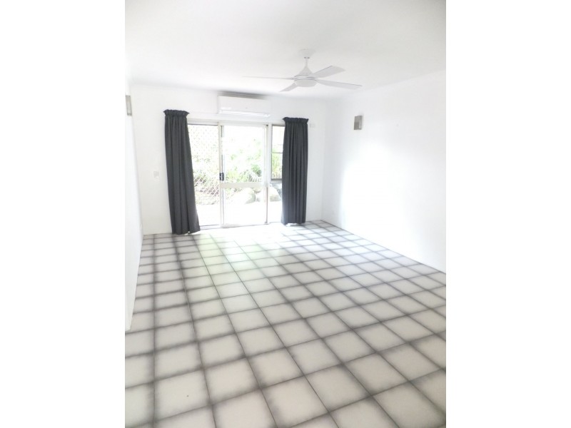 14/1 Ray Street, Yorkeys Knob QLD 4878