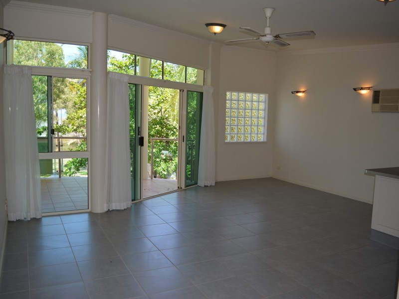 5/27 Sims Esplanade, Yorkeys Knob QLD 4878