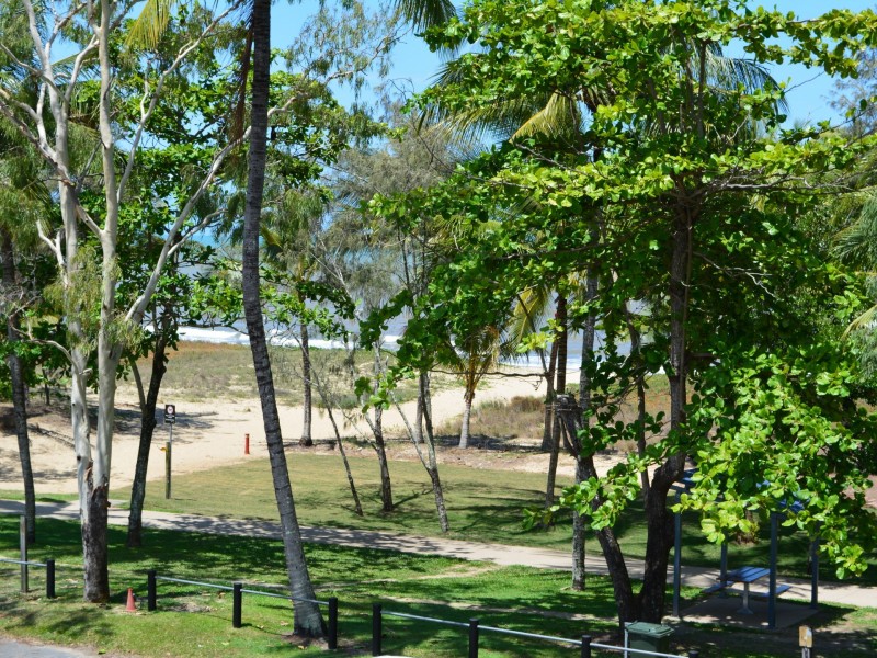 5/27 Sims Esplanade, Yorkeys Knob QLD 4878