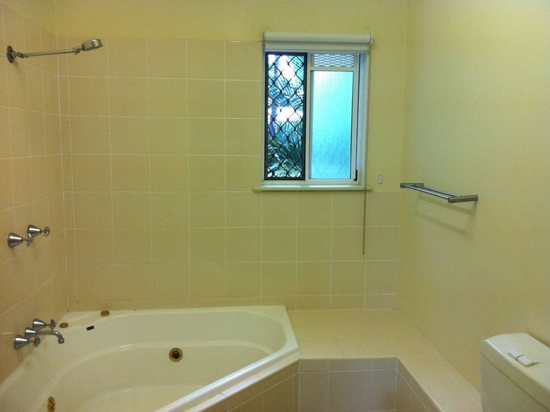 8/25-27 Fairweather Street, Yorkeys Knob QLD 4878