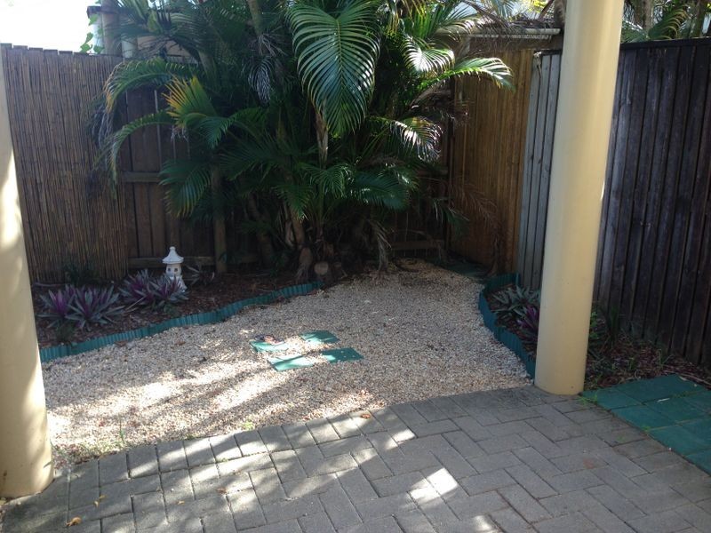 2/19 Rutherford Street, Yorkeys Knob QLD 4878