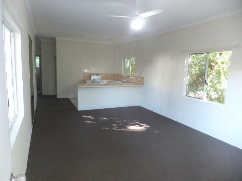 10/527 Varley Street, Yorkeys Knob QLD 4878