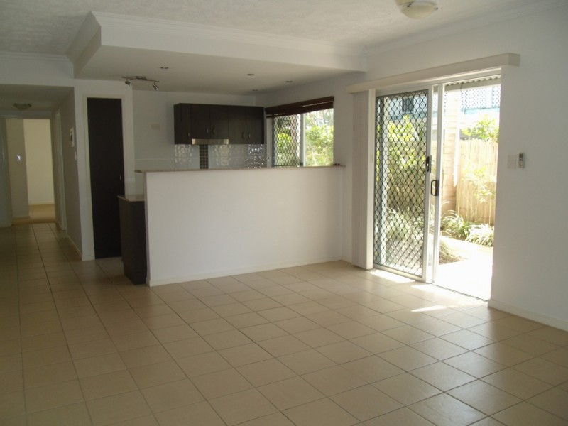 102/497 Varley Street, Yorkeys Knob QLD 4878