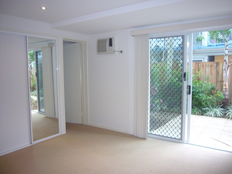 102/497 Varley Street, Yorkeys Knob QLD 4878