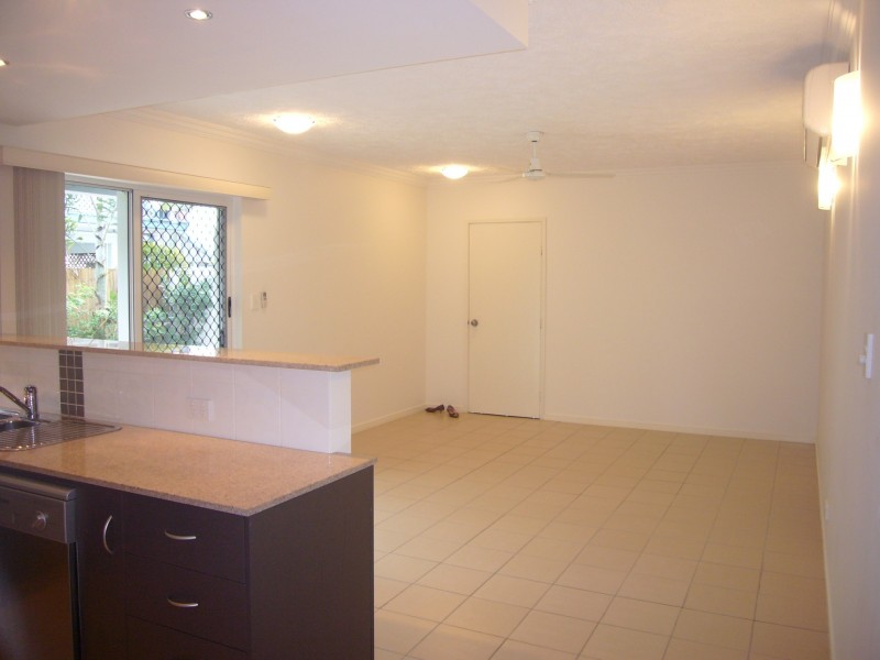 102/497 Varley Street, Yorkeys Knob QLD 4878