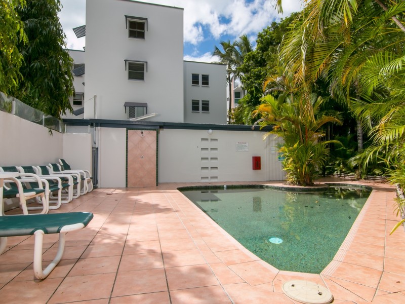 7/6 Deauville Close, Yorkeys Knob QLD 4878