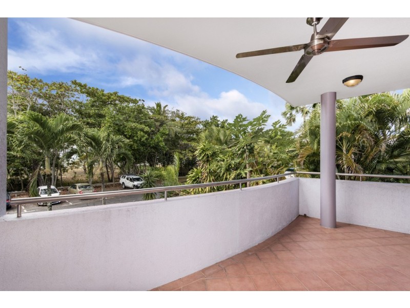 3/65 Sims Esplanade, Yorkeys Knob QLD 4878