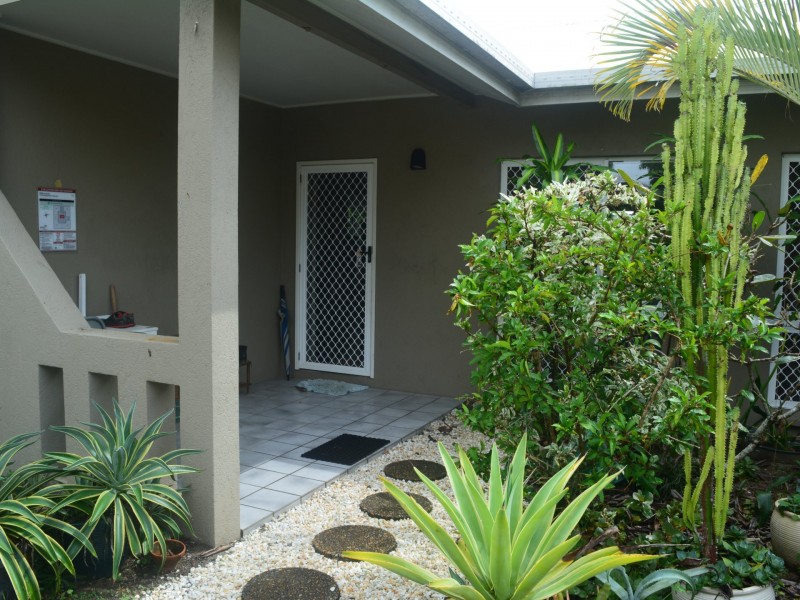 1/70-72 Cunningham Street, Yorkeys Knob QLD 4878