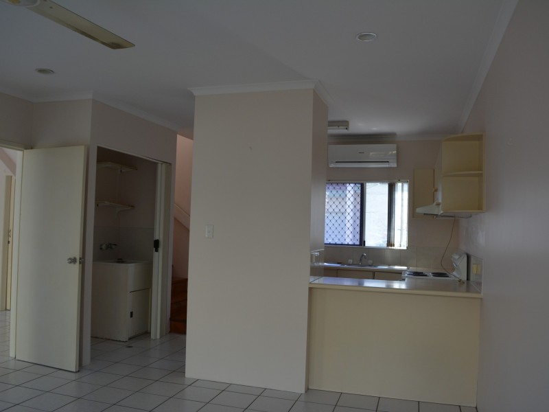 1/16 Rutherford Street, Yorkeys Knob QLD 4878