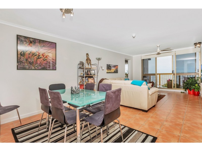 30/249-255 Esplanade, Cairns North QLD 4870