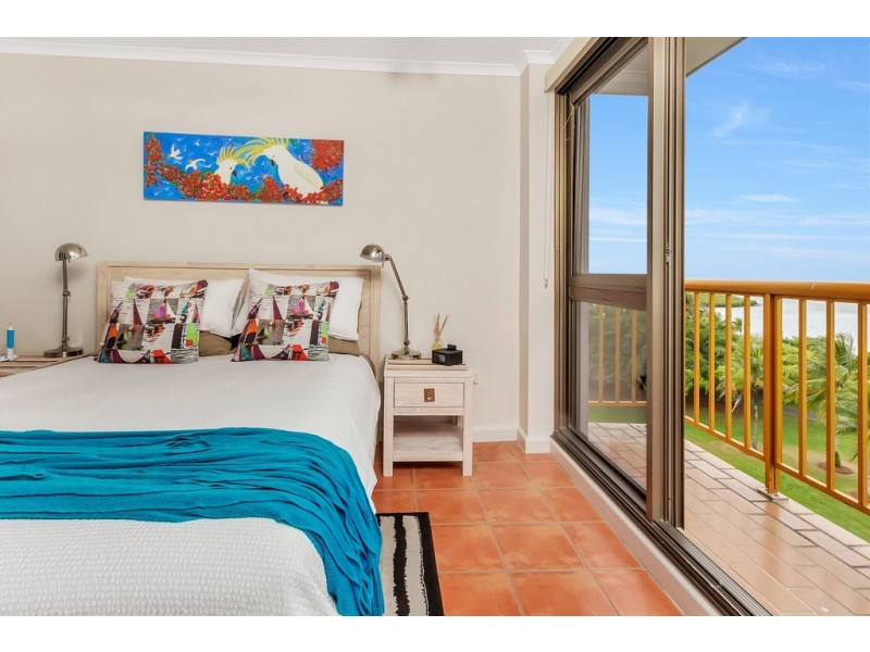 30/249-255 Esplanade, Cairns North QLD 4870