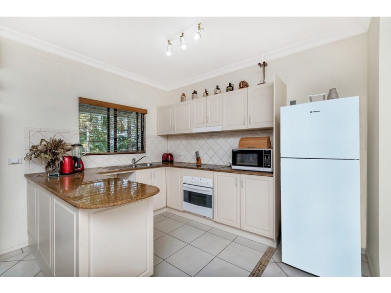 3/39 Sims Esplanade, Yorkeys Knob QLD 4878