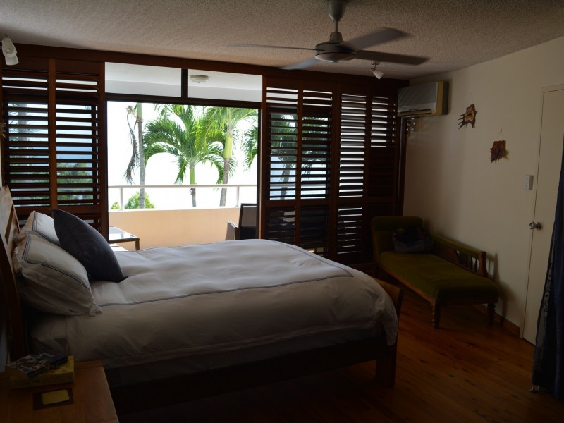 Unit 10/18 JANETT, Yorkeys Knob QLD 4878