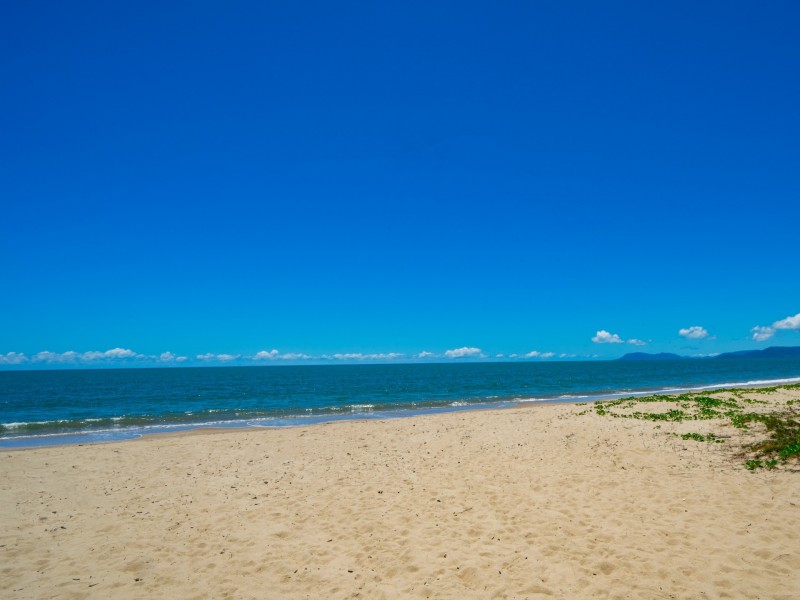 3/35-37 Sims Esplanade, Yorkeys Knob QLD 4878