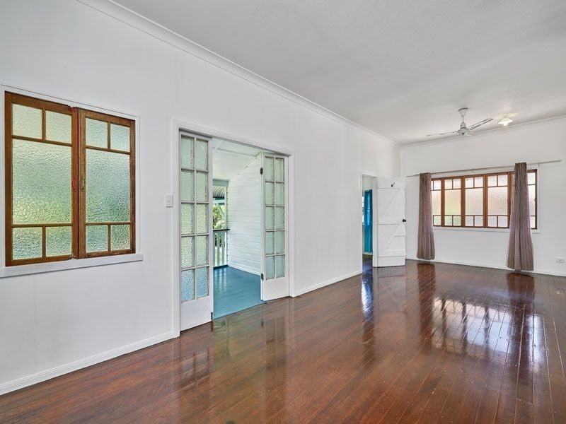 78 Marshall Street, Machans Beach QLD 4878