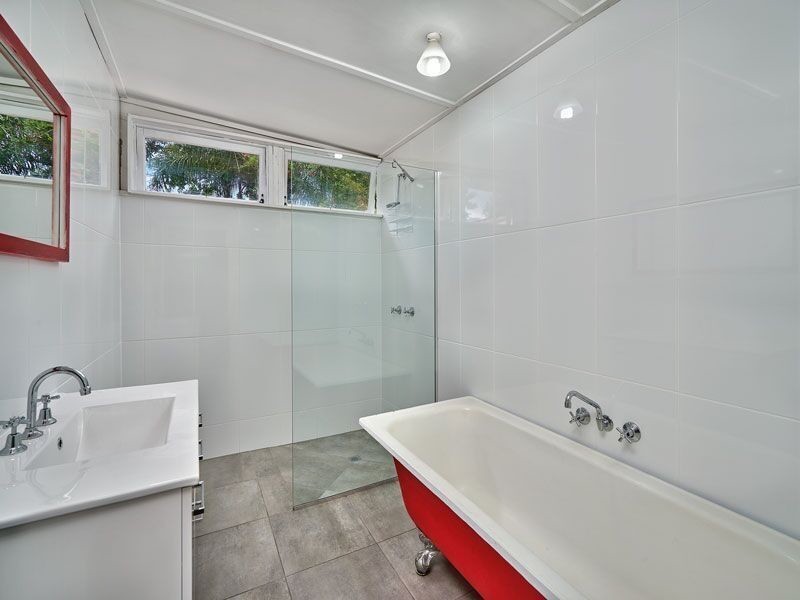 78 Marshall Street, Machans Beach QLD 4878