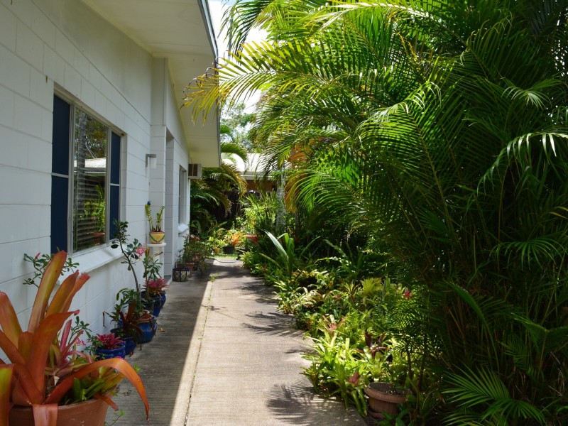 16 Narelle Close, Yorkeys Knob QLD 4878