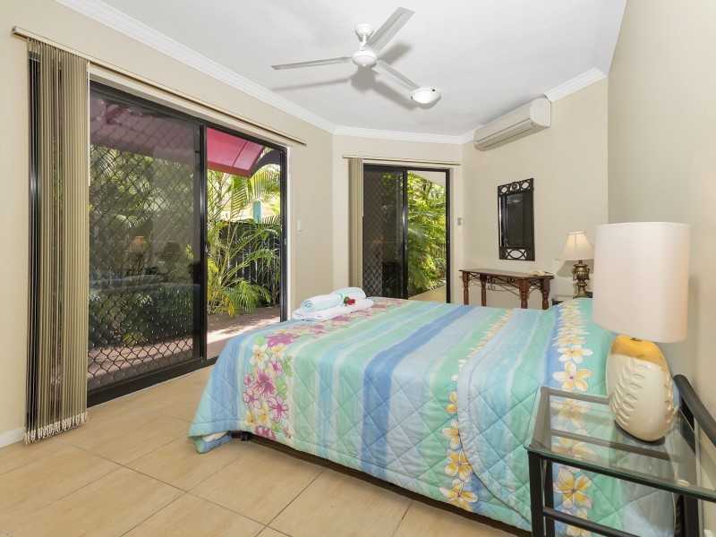 2/77 Sims Esplanade, Yorkeys Knob QLD 4878