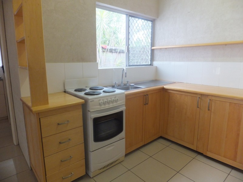 2/21-23 Bouganvillea Street, Holloways Beach QLD 4878