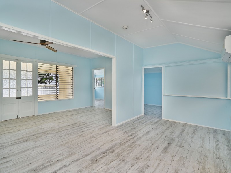 59 Sims Esplanade, Yorkeys Knob QLD 4878