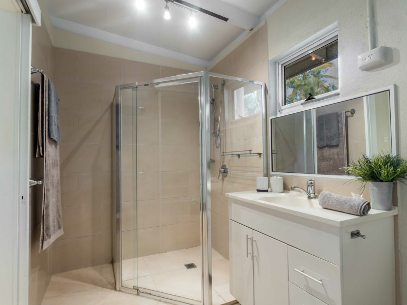 1 Caddy Street, Yorkeys Knob QLD 4878