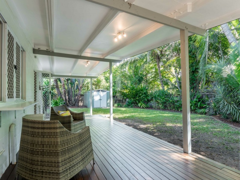 1 Caddy Street, Yorkeys Knob QLD 4878